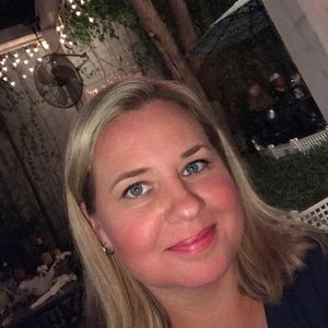 Meet your Posher, April